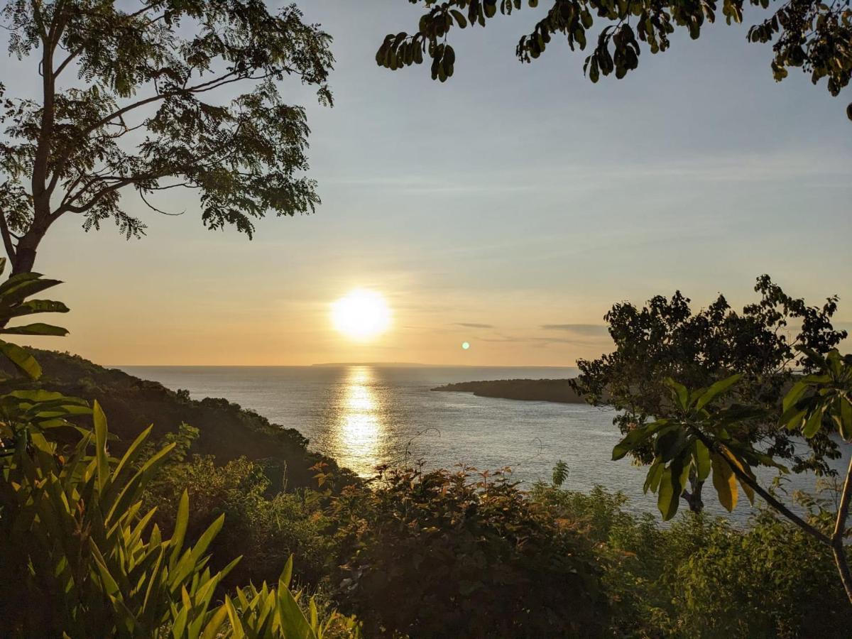 Sakti Oceanview Nusa Penida Buitenkant foto